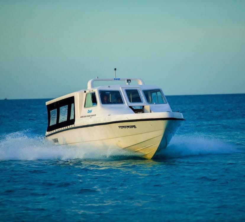 Speedboat Transportation